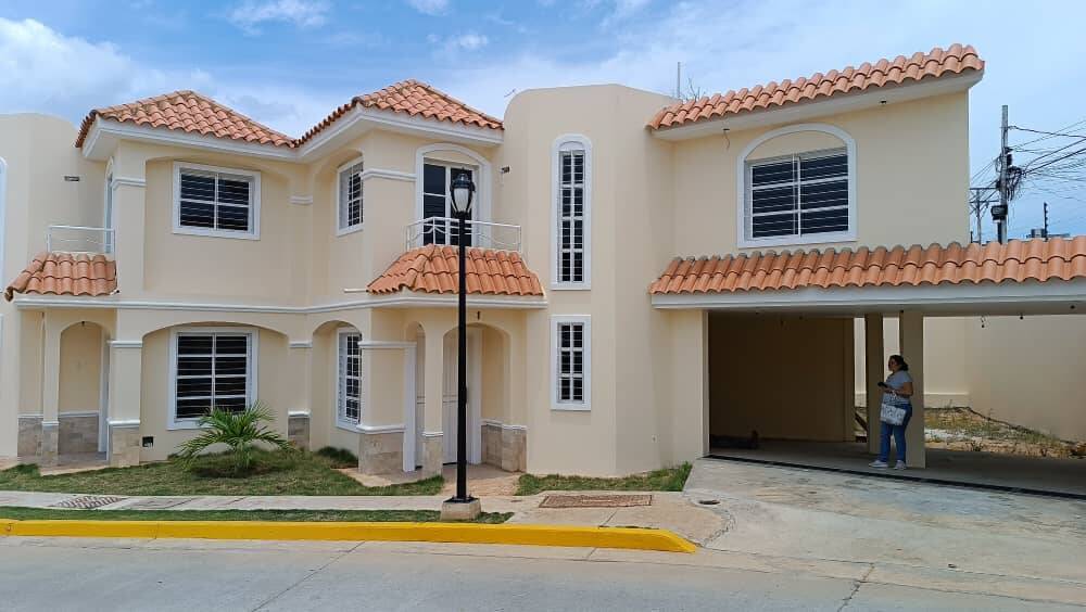 #1734 - TOWNHOUSE para Venta en Maracaibo - V