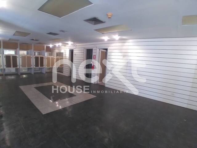 LOCAL COMERCIAL para Alquiler en Ciudad Ojeda - 3