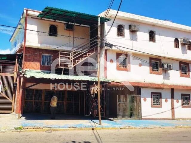 EDIFICIO COMERCIAL para Venta en Maracaibo - 2