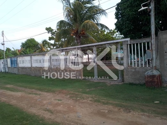 CASA para Venta en Falcón - 2
