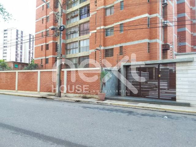 APARTAMENTO para Alquiler en Maracaibo - 4