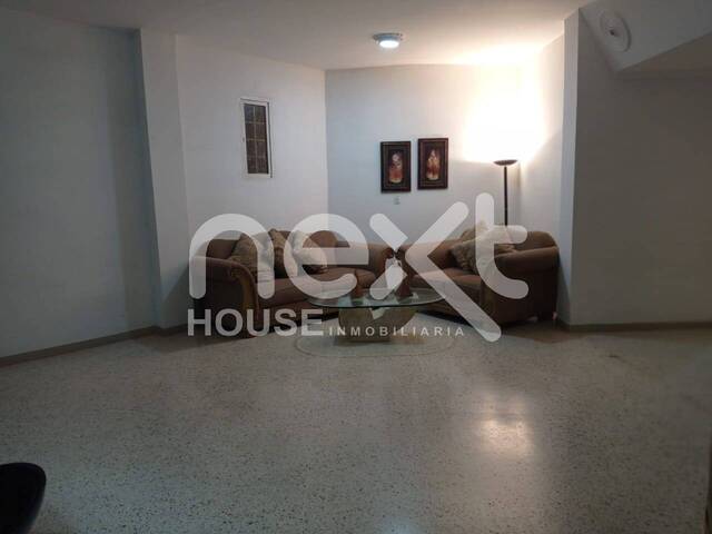 APARTAMENTO para Alquiler en Ciudad Ojeda - 4