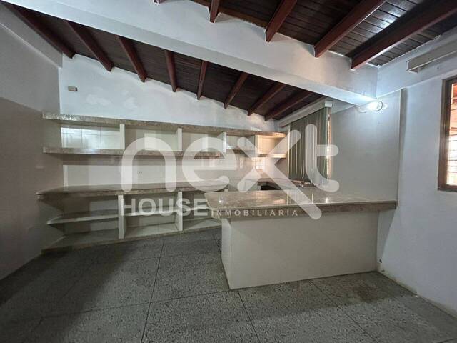 CONJUNTO CERRADO para Venta en Ciudad Ojeda - 3