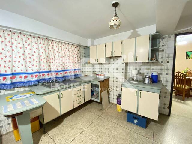 APARTAMENTO para Venta en Maracaibo - 4