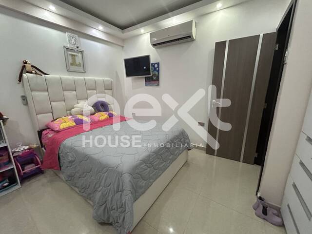 APARTAMENTO para Venta en Ciudad Ojeda - 4