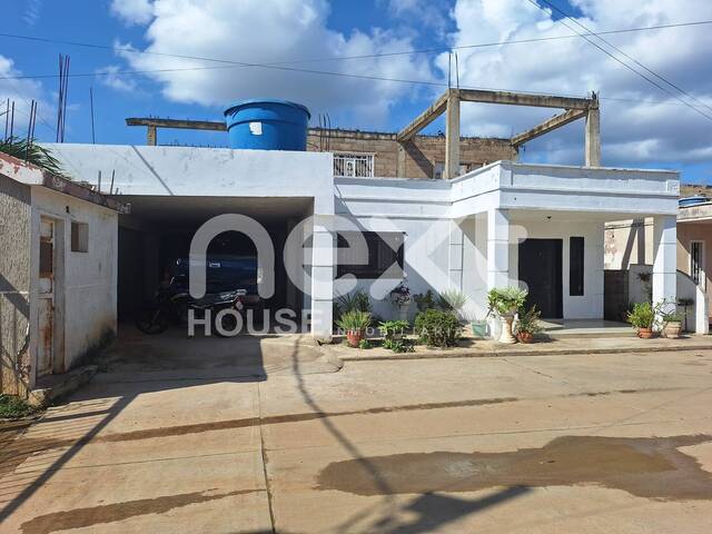 TOWNHOUSE para Venta en Cabimas - 2