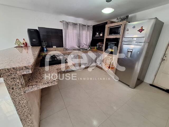 TOWNHOUSE para Venta en Cabimas - 3