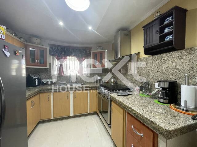 TOWNHOUSE para Venta en Maracaibo - 5