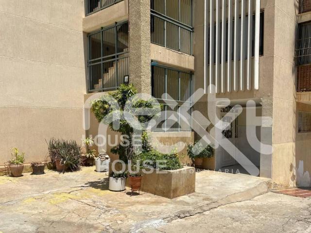 #2059 - APARTAMENTO para Venta en Maracaibo - V