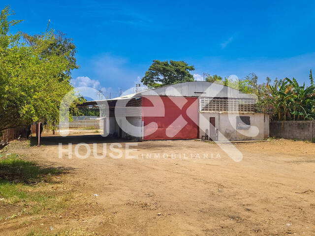 #2215 - GALPÓN para Venta en Maracaibo - V
