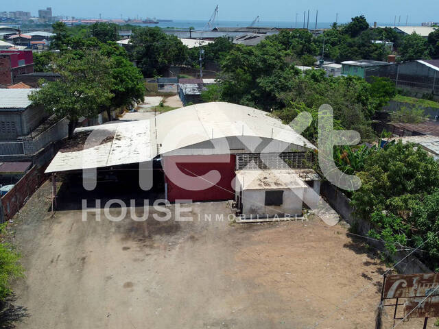 #2215 - GALPÓN para Venta en Maracaibo - V