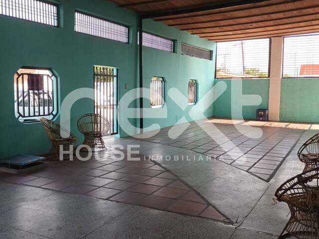 #2316 - CASA COMERCIAL para Venta en San Francisco - V
