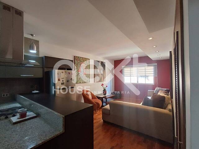 #2416 - APARTAMENTO para Venta en Maracaibo - V