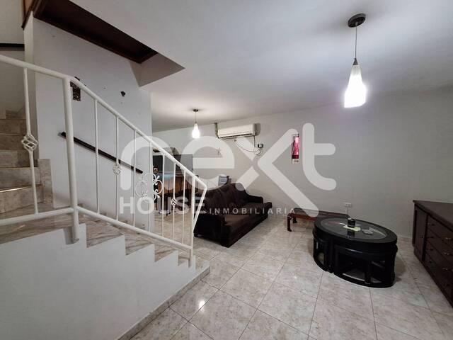 #2446 - TOWNHOUSE para Venta en Ciudad Ojeda - V