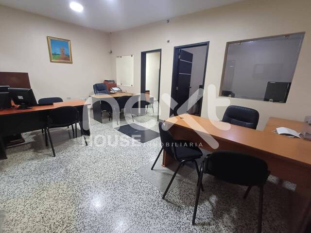 #2456 - EDIFICIO COMERCIAL para Venta en Maracaibo - V