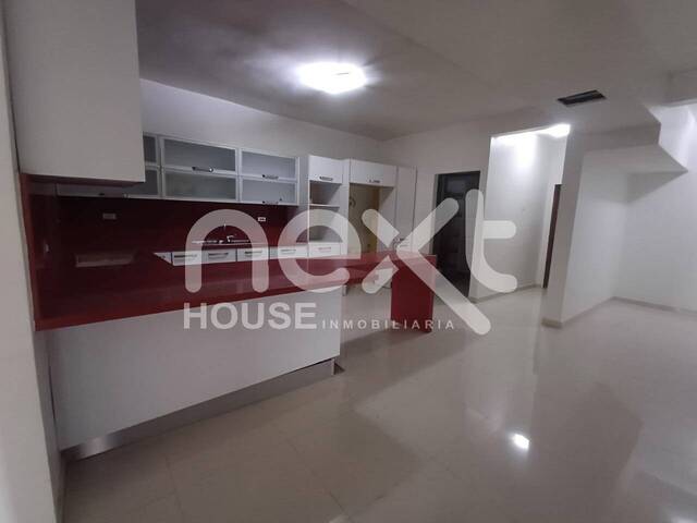 #2456 - EDIFICIO COMERCIAL para Venta en Maracaibo - V