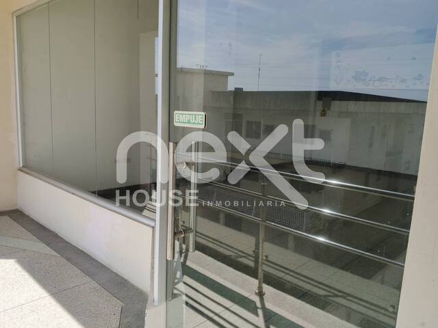 LOCAL COMERCIAL para Alquiler en Ciudad Ojeda - 2