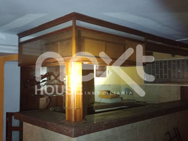#2690 - LOCAL COMERCIAL para Alquiler en Bachaquero - V