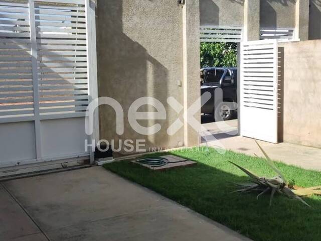 #1299 - TOWNHOUSE para Venta en Maracaibo - V