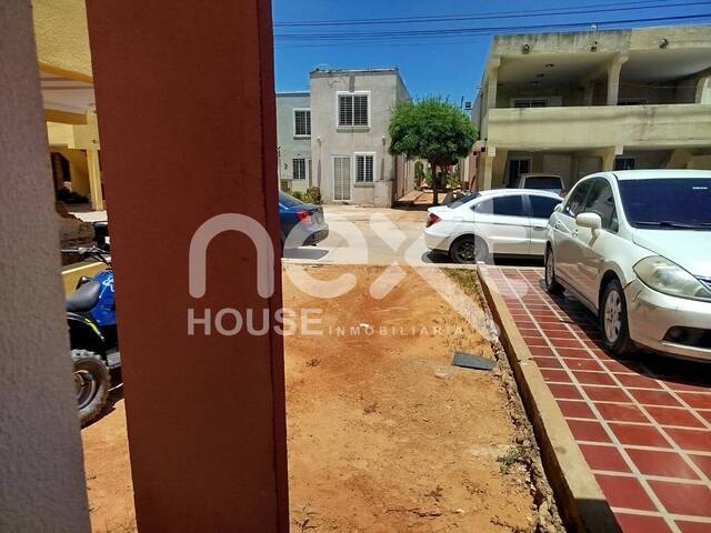 TOWNHOUSE para Venta en Maracaibo - 2