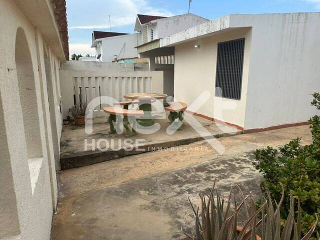 #2912 - CASA para Venta en Maracaibo - V