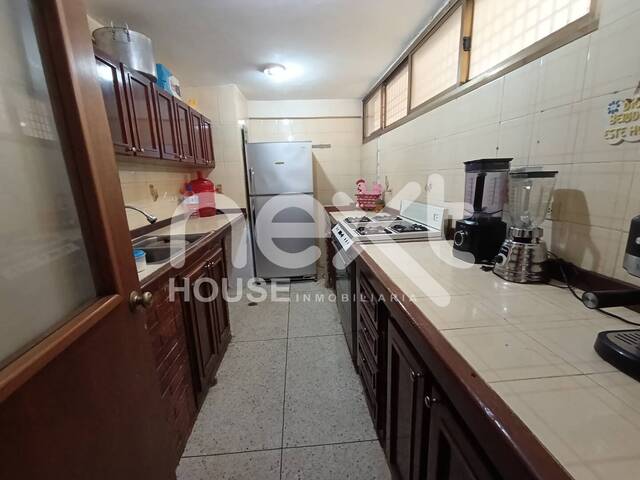 APARTAMENTO para Venta en Maracaibo - 4