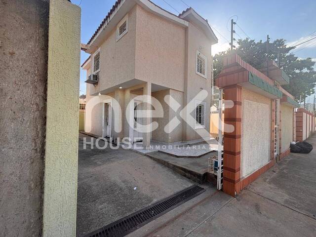 #2985 - TOWNHOUSE para Venta en Maracaibo - V