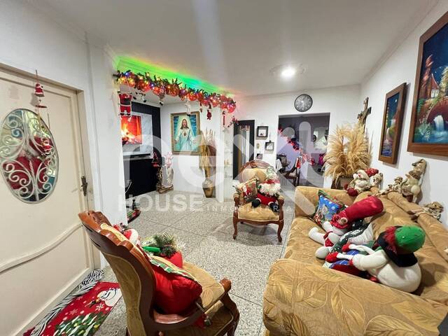 #3187 - CASA para Venta en San Francisco - V