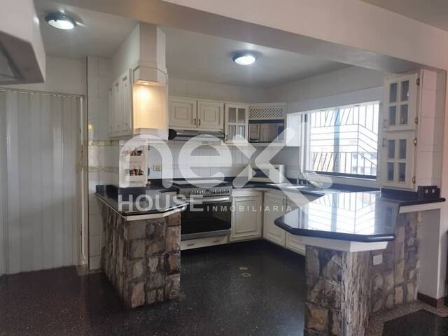 APARTAMENTO para Venta en Barquisimeto - 4