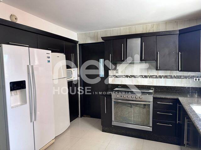 APARTAMENTO para Alquiler en Maracaibo - 3