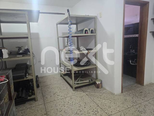 LOCAL COMERCIAL para Alquiler en Ciudad Ojeda - 4