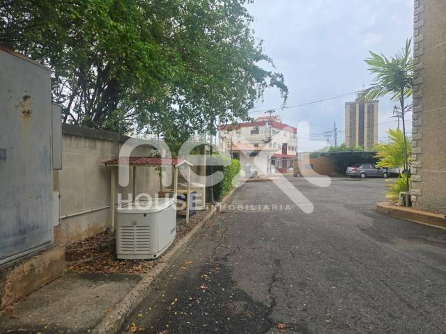 APARTAMENTO para Alquiler en Ciudad Ojeda - 4