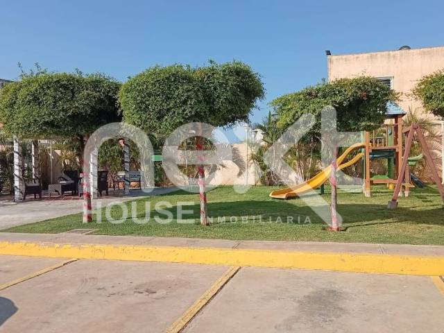 TOWNHOUSE para Venta en Maracaibo - 2