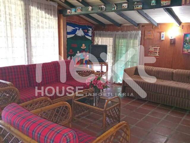 #3549 - CHALET para Venta en Trujillo - T