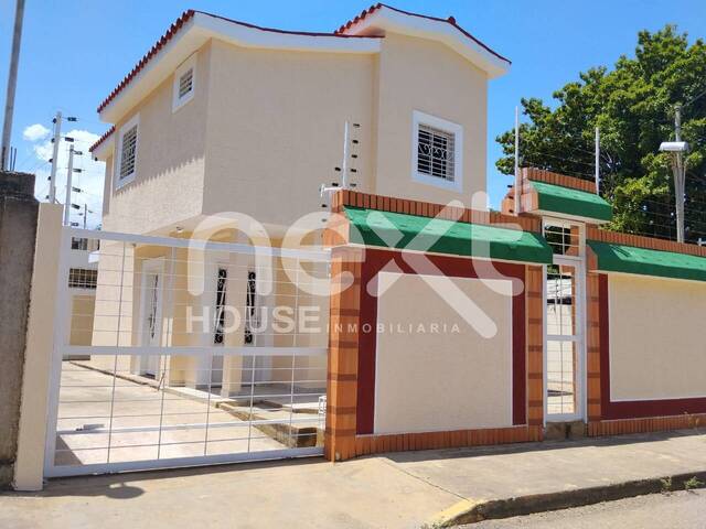 #3719 - TOWNHOUSE para Alquiler en Maracaibo - V