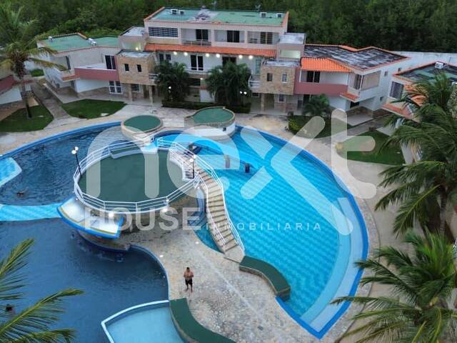 #3730 - APARTAMENTO para Venta en Falcón - I