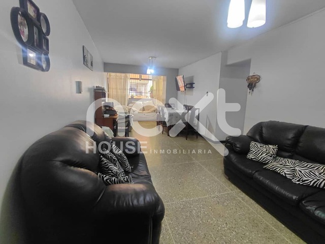 #3738 - APARTAMENTO para Venta en Barquisimeto - K