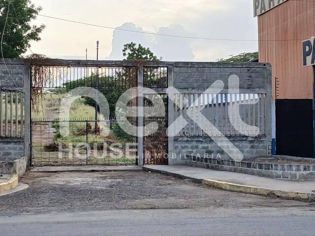 #3764 - TERRENO para Venta en Maracaibo - V