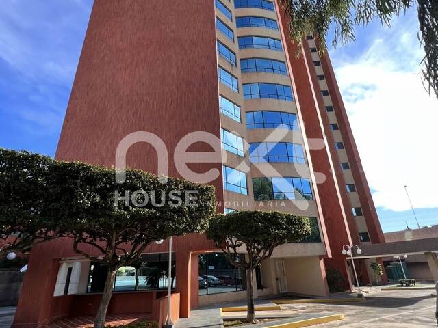 Alquiler en Avenida Alonso Ojeda - Ciudad Ojeda