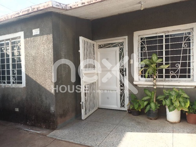 #3920 - CASA para Venta en San Francisco - V