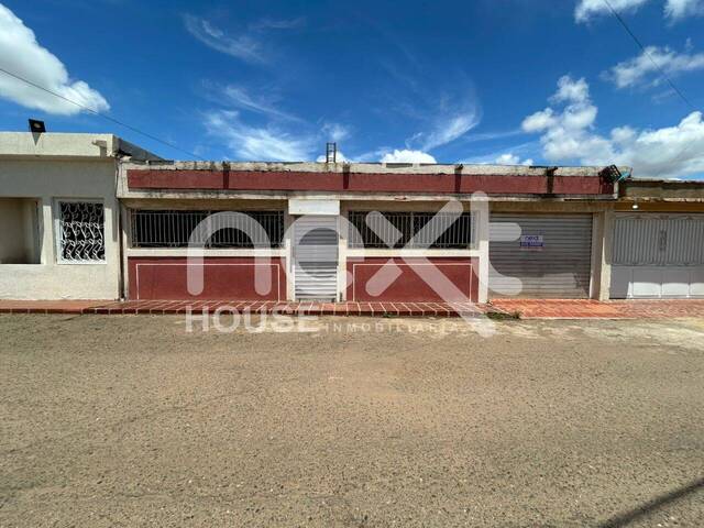 #4203 - LOCAL COMERCIAL para Venta en Maracaibo - V