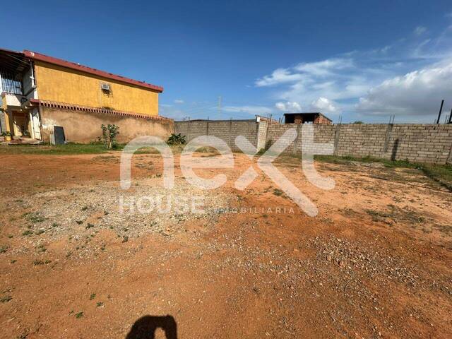 #4205 - TERRENO para Venta en Maracaibo - V