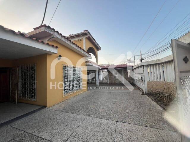 #4242 - CASA COMERCIAL para Alquiler en San Francisco - V