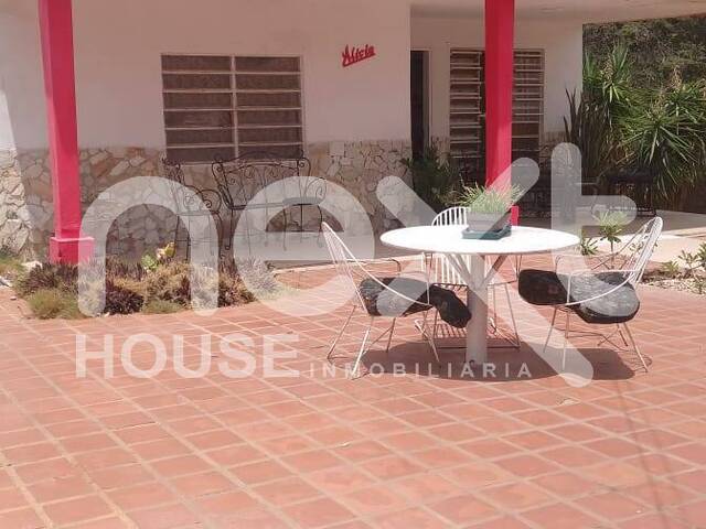 #4320 - CASA para Venta en Maracaibo - V