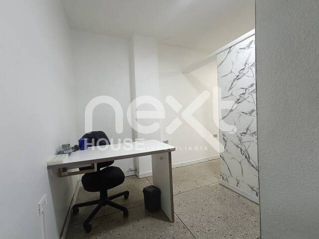 #4329 - CONSULTORIO para Alquiler en Maracaibo - V