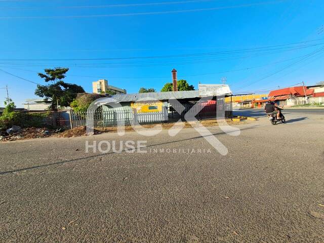 #4378 - LOCAL COMERCIAL para Alquiler en Ciudad Ojeda - V