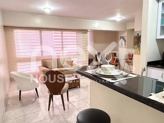 #4384 - APARTAMENTO para Alquiler en Valencia - G