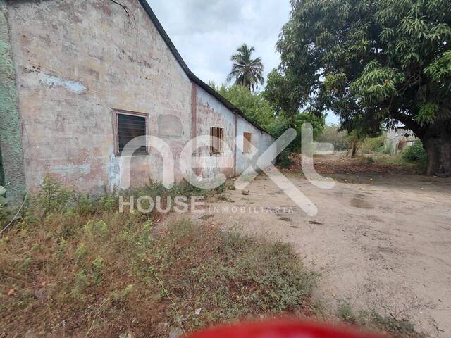 #4454 - TERRENO para Venta en Cabimas - V