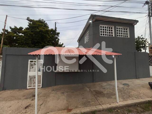 #4613 - CASA COMERCIAL para Venta en Maracaibo - V