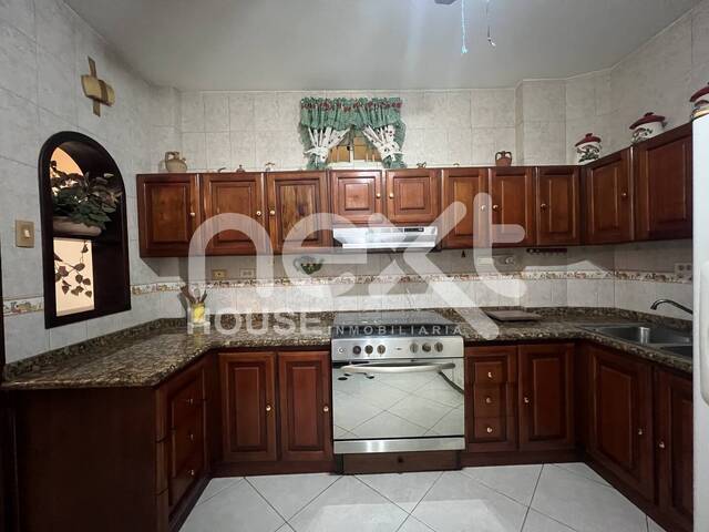 APARTAMENTO para Venta en Ciudad Ojeda - 3